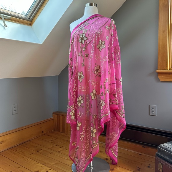 Vintage Accessories - Garden Flowers Beaded Wrap